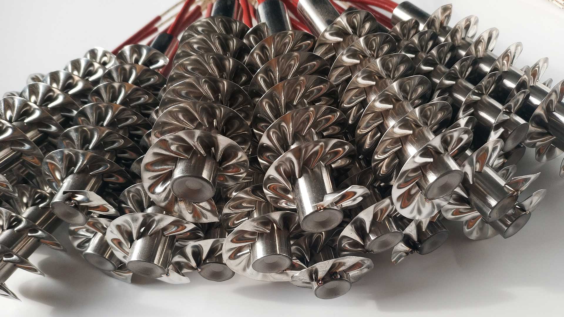 單頭翅片電加熱管